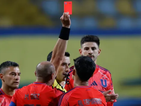 Árbitro reconoce error y toma nueva decisión respecto a tarjeta roja a Javier Altamirano