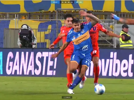 Liberan los audios del VAR de errónea expulsión a Javier Altamirano en la U