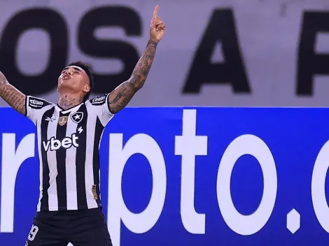 Universidad de Chile queda con uno más, pero Botafogo se adelanta en Brasil