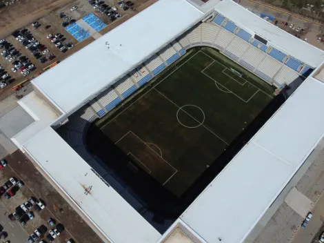 La UC aplaza inauguración del Claro Arena tras duro revés municipal