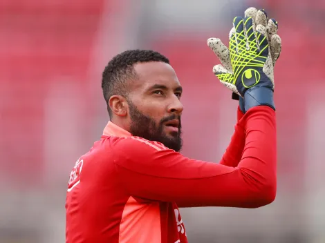 Habla el maestro de Claudio Bravo: El consejo a Lawrence Vigouroux para Chile vs. Uruguay