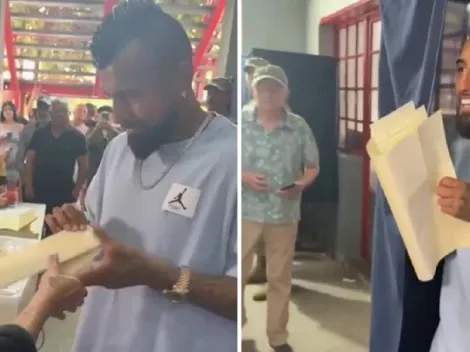 Arturo Vidal protagonizó el chascarro más viral de estas Elecciones 2025