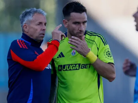 El camarín de la U rompe el silencio por el futuro de Álvarez: conversación decisiva