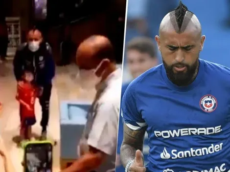 El agradable gesto de Arturo Vidal con un niño en Barranquilla