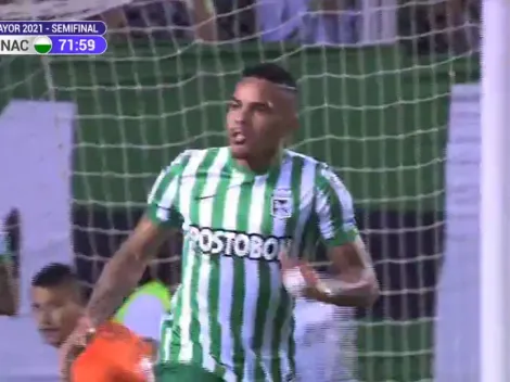 Video: una 'tocata' de lujo termina en golazo de Alvez para el respiro de Nacional