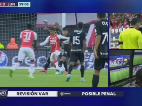 El 'penalazo' en El Campín que hunde al arbitraje colombiano en la polémica