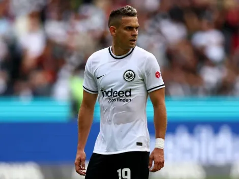 Frankfurt rechazó jugosa oferta por el colombiano Rafael Santos Borré