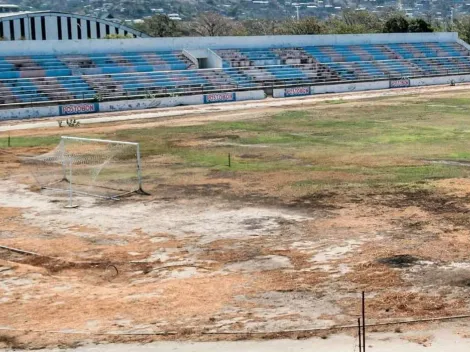 Triste imagen: histórico estadio del fútbol colombiano está completamente abandonado