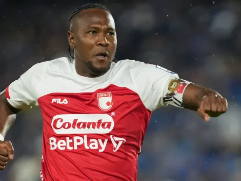 Se conoció la fuerte fractura que sufrió Hugo Rodallega y preocupa en Santa Fe