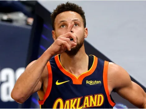 Stephen Curry ties Wilt Chamberlain with an incredible milestone