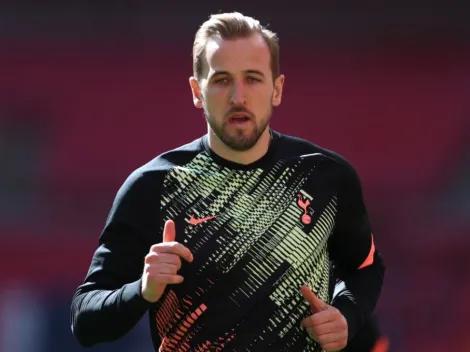 Man United owners consider astonishing bid for Harry Kane amid fan unrest