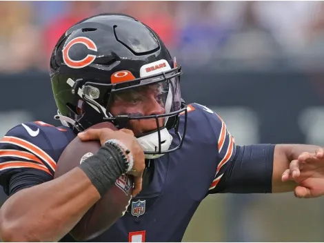 Justin Fields calls out Bears fans over 'disrerpect' towards Andy Dalton
