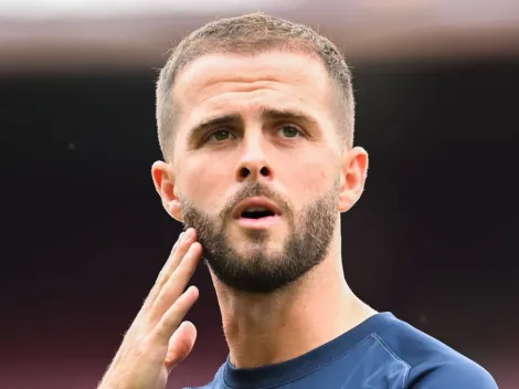 Report: Barcelona reduce Pjanic's wage by €4 million but will still pay him while at Besiktas