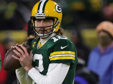 Report: Aaron Rodgers agrees to terms on a 4-year deal worth $200M with Green Bay Packers: Memes and Reactions