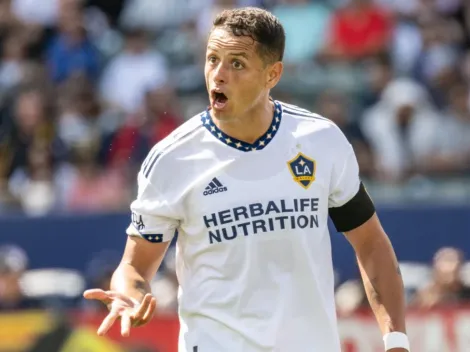 Chicharito Hernandez sends Carlos Vela a warning ahead of LA Galaxy-LAFC El Trafico