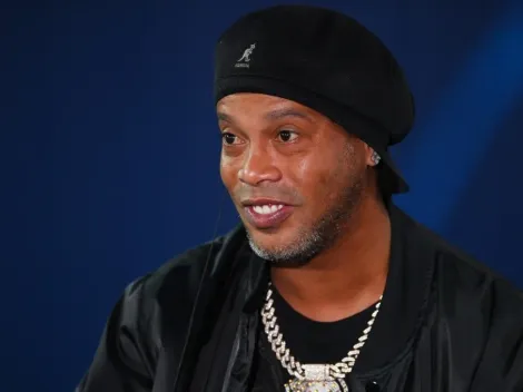 Ronaldinho gets furious after getting nutmegged twice by famous TikTokers