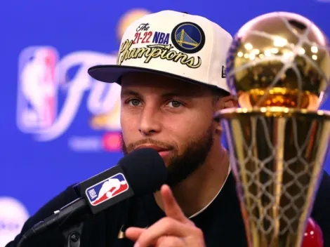 BTS' Suga receives gift from Stephen Curry ahead of Warriors' preseason tour