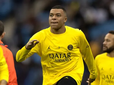 Video: Kylian Mbappé imitates Dibu Martínez World Cup celebration at PSG training