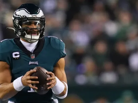 Jalen Hurts' Profile: Age, height, weight, girlfriend, and contract