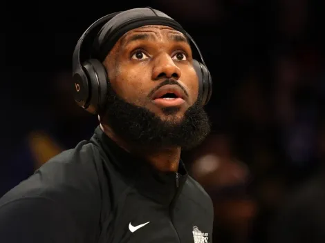 LeBron James makes urgent request to Lakers teammates