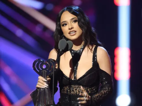 Becky G's subtle hint of her status with Sebastian Lletglet at the iHeartRadio Music Awards