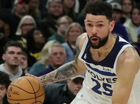 Austin Rivers takes a big shot at Lakers fans