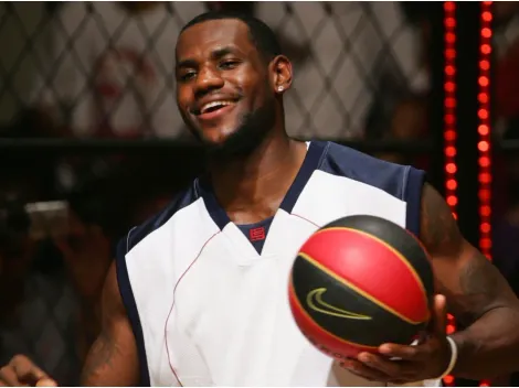 Coach reveals the reason LeBron James' teammates hated him during his rookie season