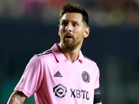 Video: Messi's foul that cost him first yellow card at Inter Miami