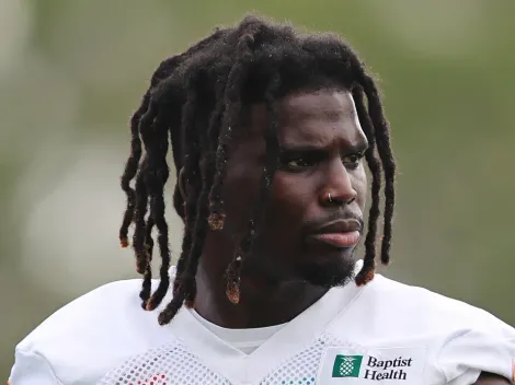 Dolphins WR Tyreek Hill obliterates Falcons' Tre Flowers in joint practice
