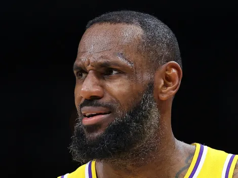 Lakers reveal LeBron James' injury status