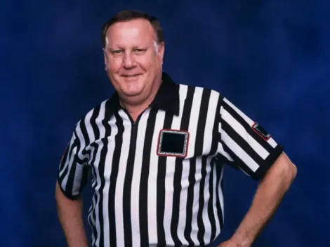 Former WWE Ref Earl Hebner spoke about Vince McMahon’s lack of action when Owen Hart died