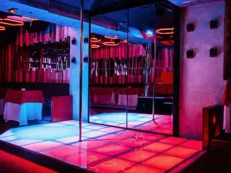 Ecuadorian National Team players filmed at a strip club prior to Italy match