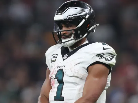 Eagles QB Jalen Hurts makes big statement about condition of the field in game against the Packers