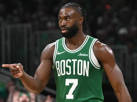 Celtics' Jaylen Brown issues strong message to Williams after foul on Tatum in win over Hornets