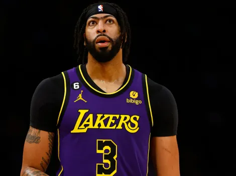 NBA News: Lakers star Anthony Davis raises concern after possible foot injury