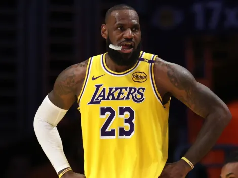 LeBron James sends a subtle message to NBA critics about his future after Lakers' win vs. Grizzlies