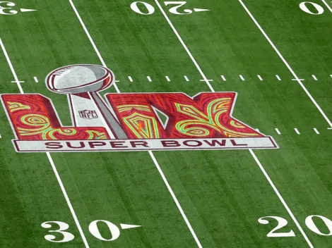 How many people are involved in the 2025 Super Bowl LIX Halftime Show?