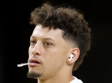 Patrick Mahomes snubs Chiefs teammate to hug Travis Kelce after Super Bowl loss