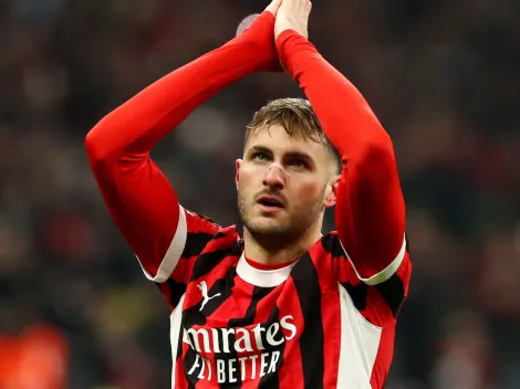 Santiago Gimenez’s salary at AC Milan: How much money does the center forward earn?