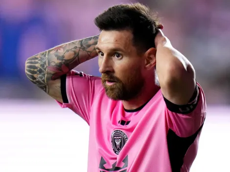 Without Lionel Messi: Man United legend reveals the three greatest soccer players in history