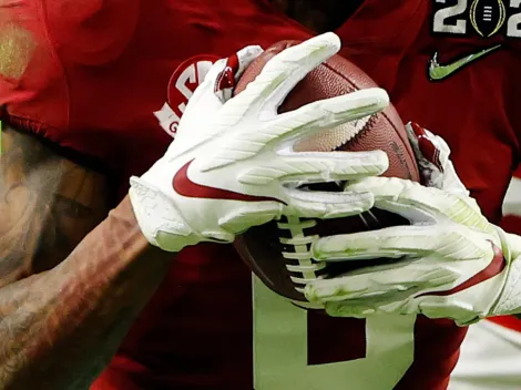 Super Bowl champion with Eagles claims he’s the best WR in NCAAF history