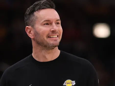 Lakers’ HC JJ Redick discusses team’s offense after win against Grizzlies