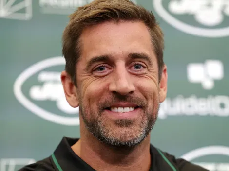 Aaron Rodgers to Steelers rumors get boost after ex-Jets teammate restructures contract