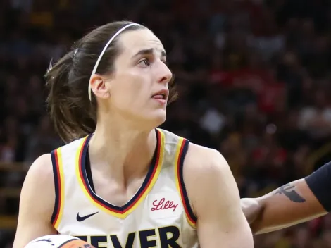 Fever coach Stephanie White gives direct response on Caitlin Clark’s logo three