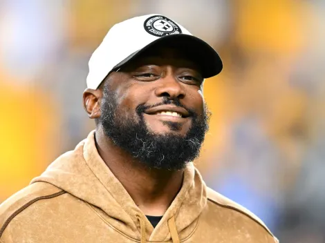Mike Tomlin is taking a huge risk by waiting for Aaron Rodgers