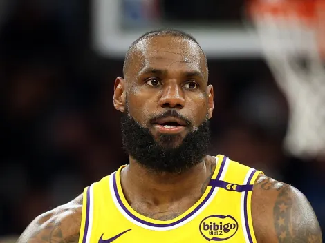 LeBron James’ uncertain future prompts former NBA player to share bold retirement opinion