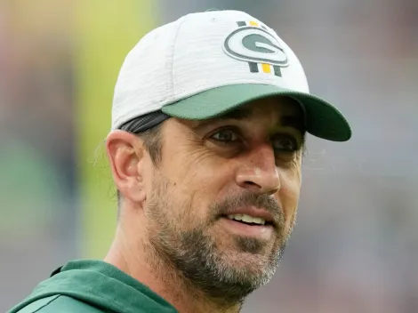 Aaron Rodgers chooses the greatest quarterback in NFL history