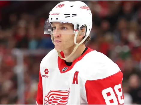 McLellan's Red Wings reportedly shopping Kane's star teammate, 2x Stanley Cup-champion