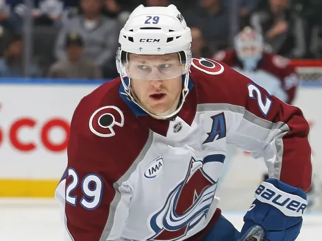 Nathan MacKinnon’s Avalanche reportedly facing crucial hours amid pending decision on key teammate