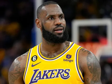 James' teammate could join Rockets after turning down $15M option with Lakers